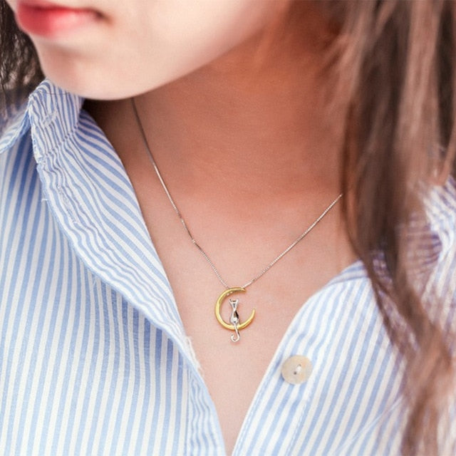 Beautiful Cat Moon Necklace